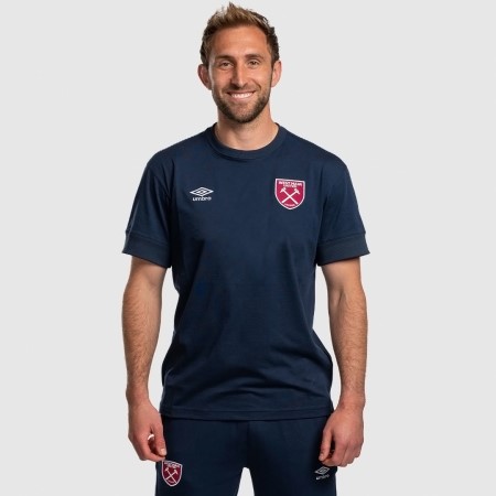 Fotbalové Tričko Umbro West Ham Utd 22/23 Travel Tee Tmavě Tmavě Blankyt | CZ-02621